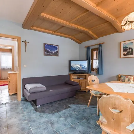 Haus Sunnseiten 图克斯